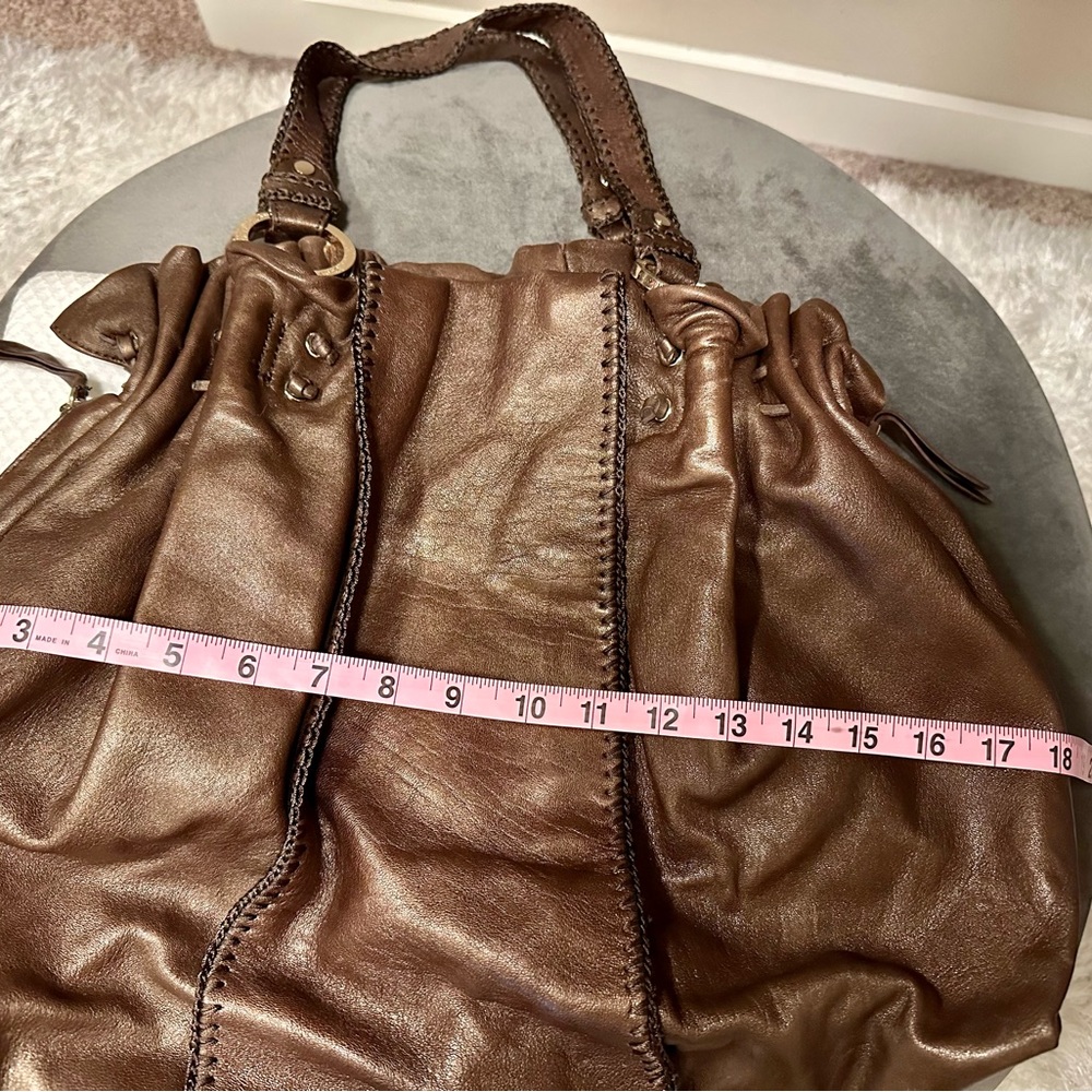 Junior Drake Buttery Soft Leather Handbag, fully lined - Picture 14 of 16